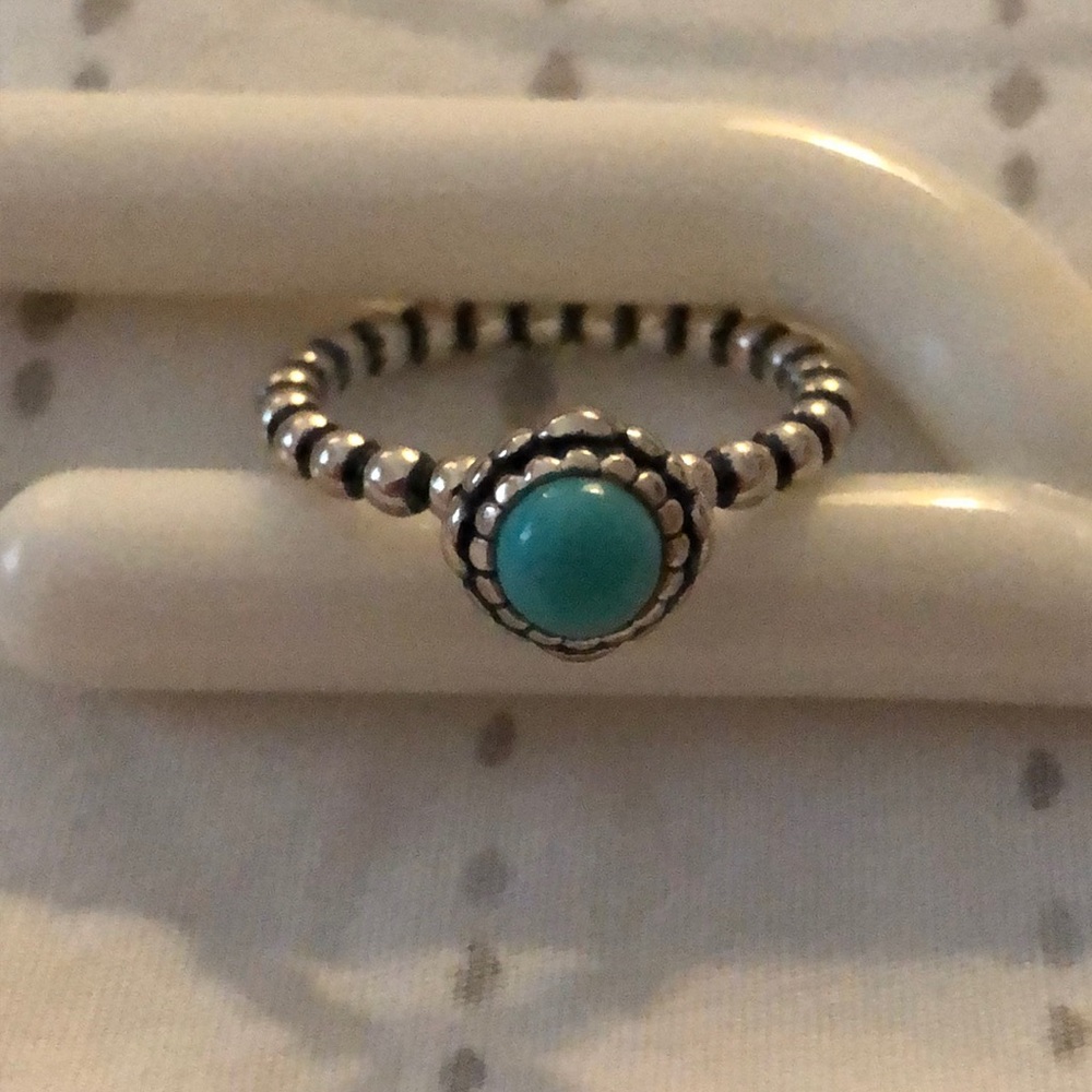 Pandora Birthday Blooms Ring (May)